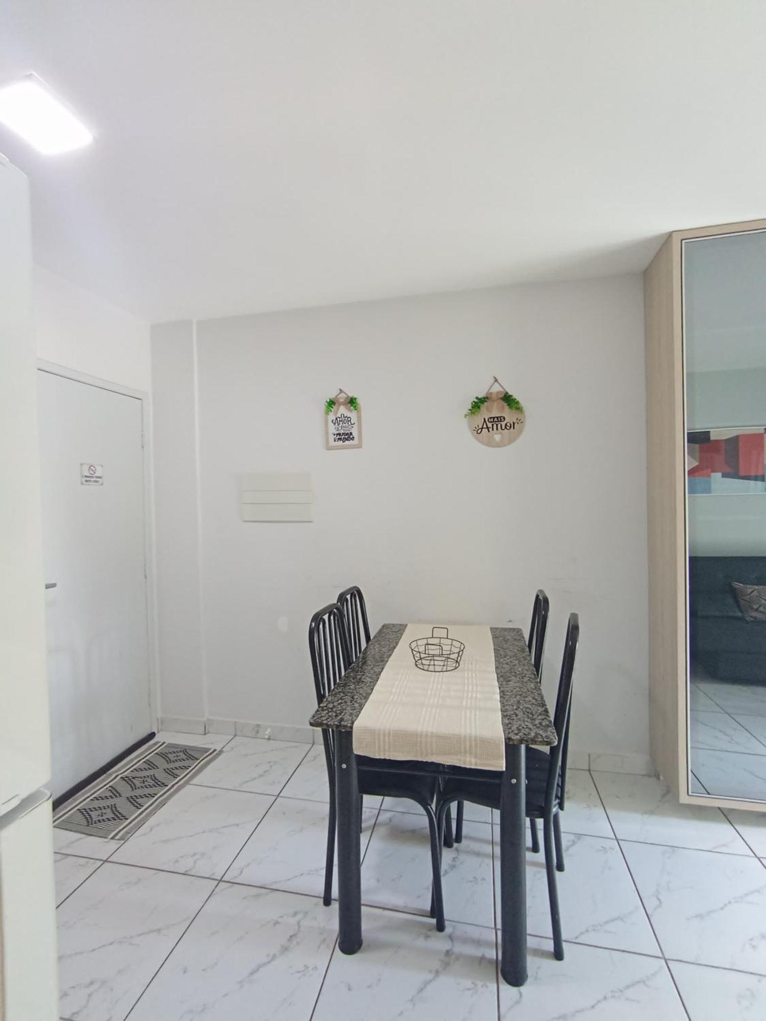 Confortavel Apto De 2 Quartos - Lagoa Quente Apartamento *